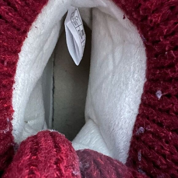 Storm by Cougar Creek Boots Womens Size 10 Black Red Faux Fur Winter Warm Lace U - Picture 4 of 7